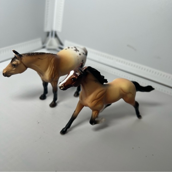 BREYER STABLEMATE-Dun Standardbred And Quarter Horse-USED-Good Condition - Picture 4 of 6